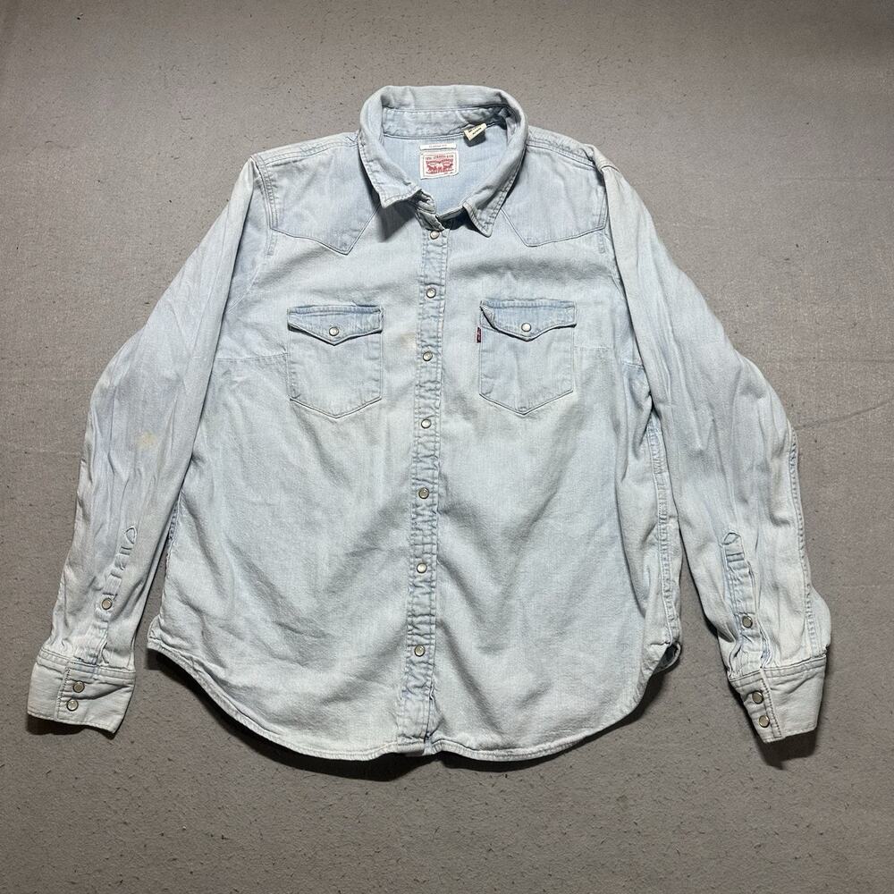 Levi’s Pearl Snap Denim Shirt Long Sleeve Light Wash Women’s Size XL
